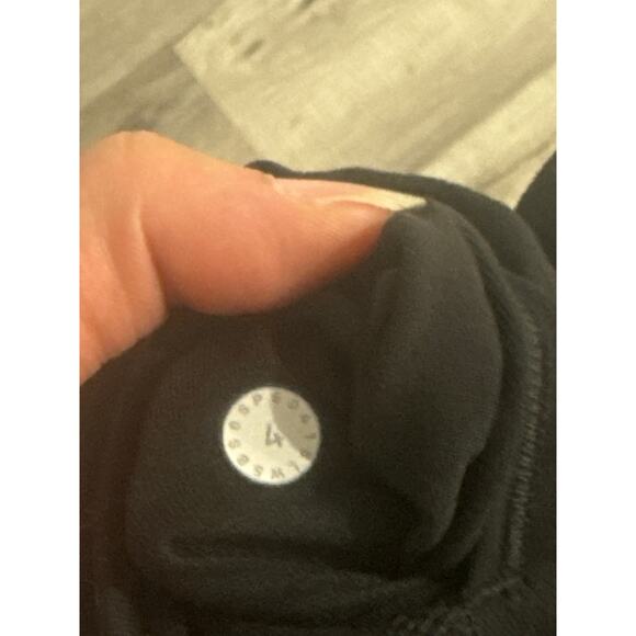 Lululemon High Times Tech Mesh black legging Size 4 euc - Picture 9 of 9